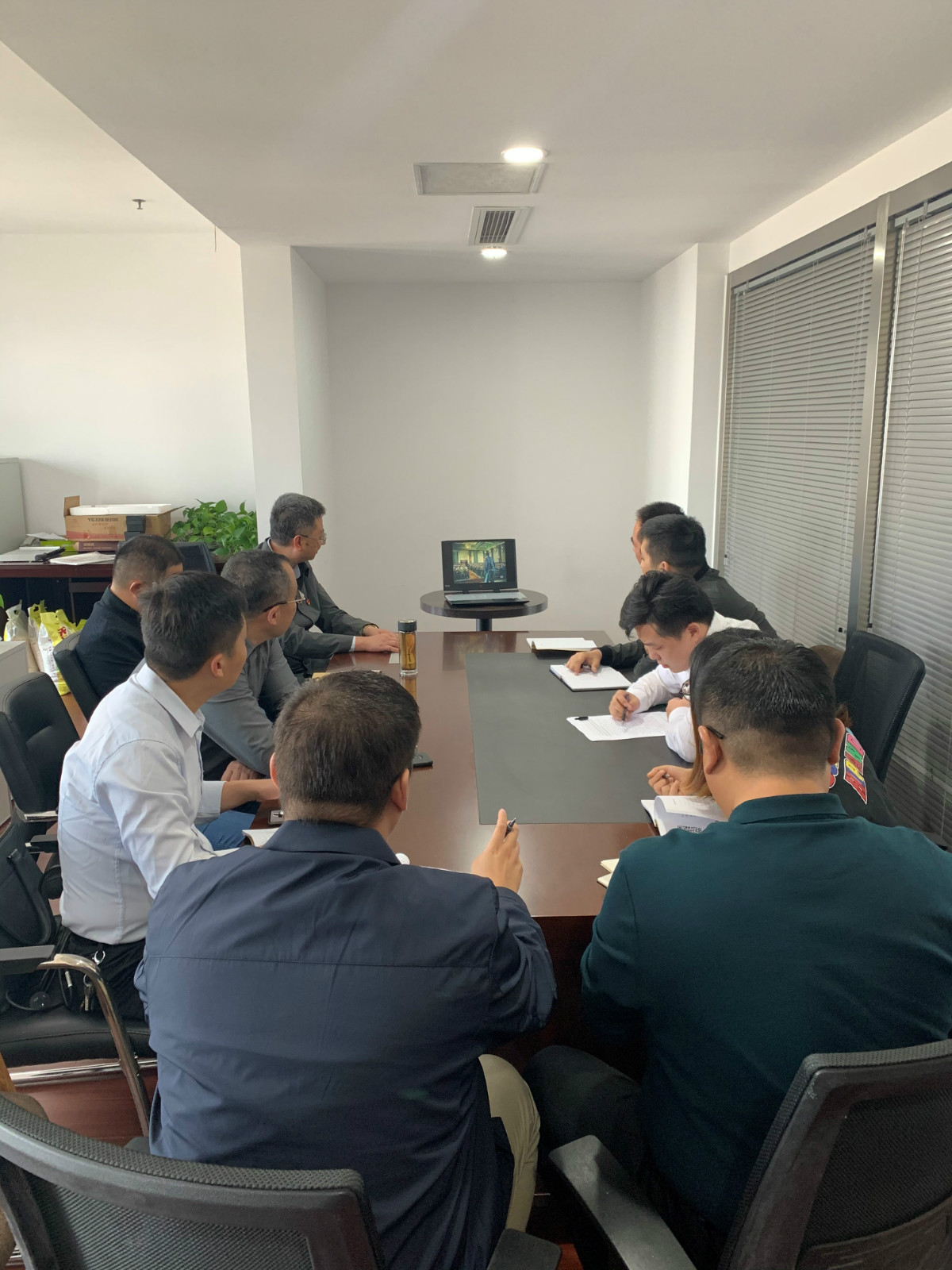 1573097424420545.jpg 1_meitu_1.jpg